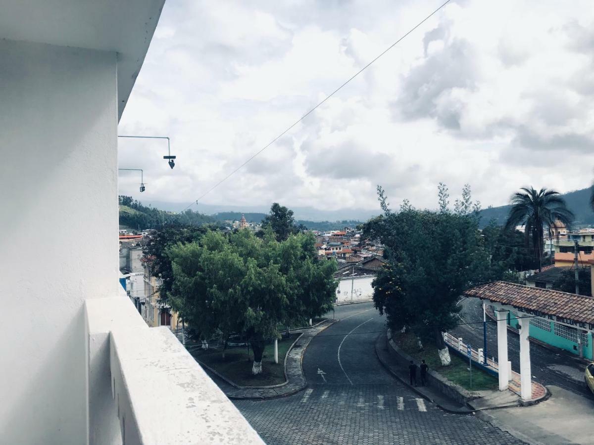 Hostal Chasqui Otavalo Exteriér fotografie